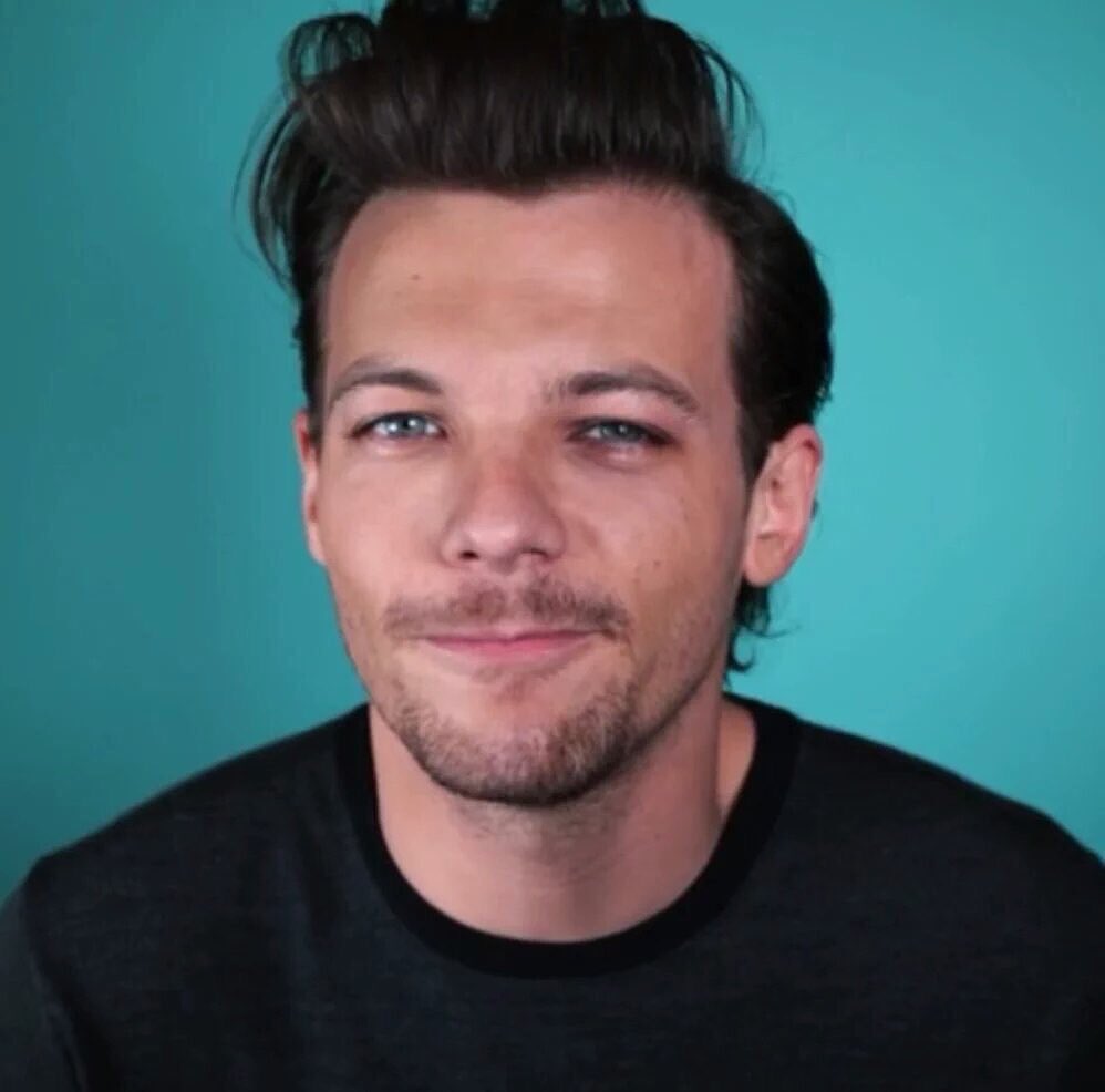 tomlinsun_28's tweet photo. louis tomlinson’s eyes          backgrounds

                                        🤝
                                  matching https://t.co/Mlb97ObPpn
