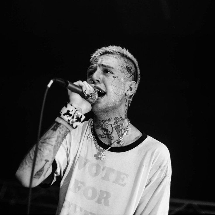 lovpeep's tweet photo. ghost boy https://t.co/fheNy78WMn