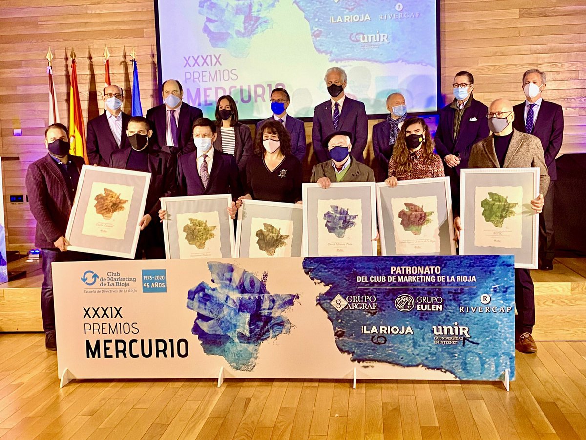 Esdir (@escuelaesdir) on Twitter photo Premio Mercurio Innovación para la ESDIR
Hemos asistido a la gala de entrega de los Premios Mercurio 2020 que otorga el Club de Marketing de La Rioja. Agradecemos al <a href="/ClubMKRioja/">Club MK Rioja</a> que haya distinguido a la ESDIR con tan importante galardón, que nos anima a trabajar más, si cabe Premio Mercurio Innovación para la ESDIR
Hemos asistido a la gala de entrega de los Premios Mercurio 2020 que otorga el Club de Marketing de La Rioja. Agradecemos al <a href="/ClubMKRioja/">Club MK Rioja</a> que haya distinguido a la ESDIR con tan importante galardón, que nos anima a trabajar más, si cabe