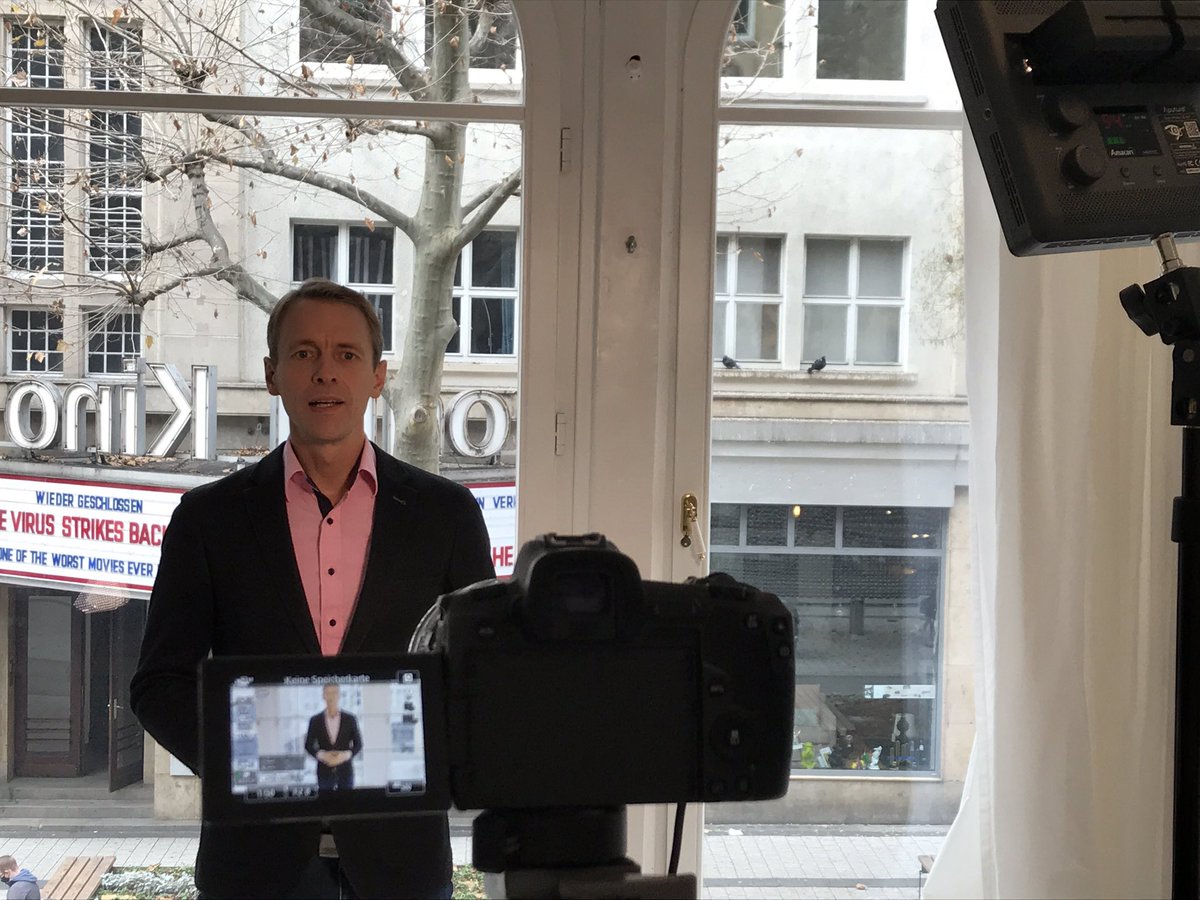 Stimme bestimmt zu 38 Prozent den Gesprächserfolg? Video-Aufnahmen zu so einigen Stimm-Mythen. Heute im Loft Studio Stuttgart #oliverlozano #loftstudio #stuttgart #stimme