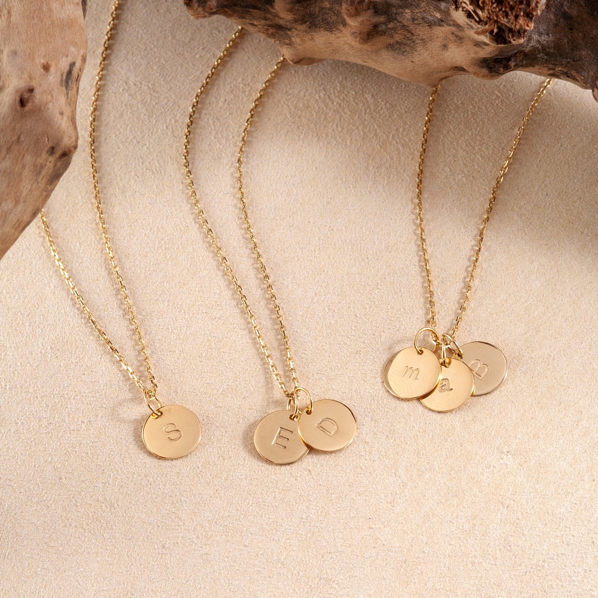 goldstorecomtr's tweet photo. Kişiye özel disk harf kolyeler.
Daha fazlası https://t.co/OdQCBgbxV4 adresimizde
#jewelry #necklace #kolye #mücevher https://t.co/D3zOl1c9Ln