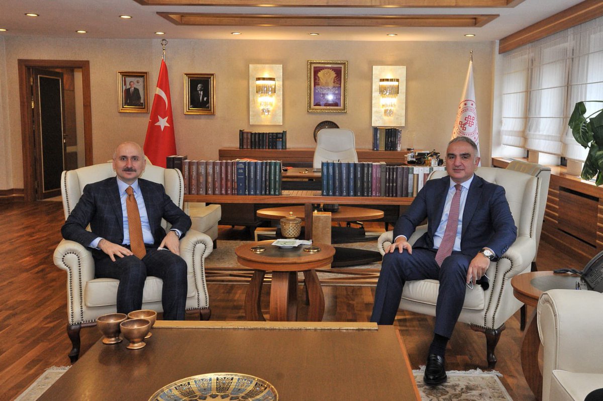 Kültür ve Turizm Bakanlığında bizleri ağırlayan Bakanımız Sayın <a href="/MehmetNuriErsoy/">Mehmet Nuri Ersoy</a>’a misafirperverliği için teşekkür ediyorum.