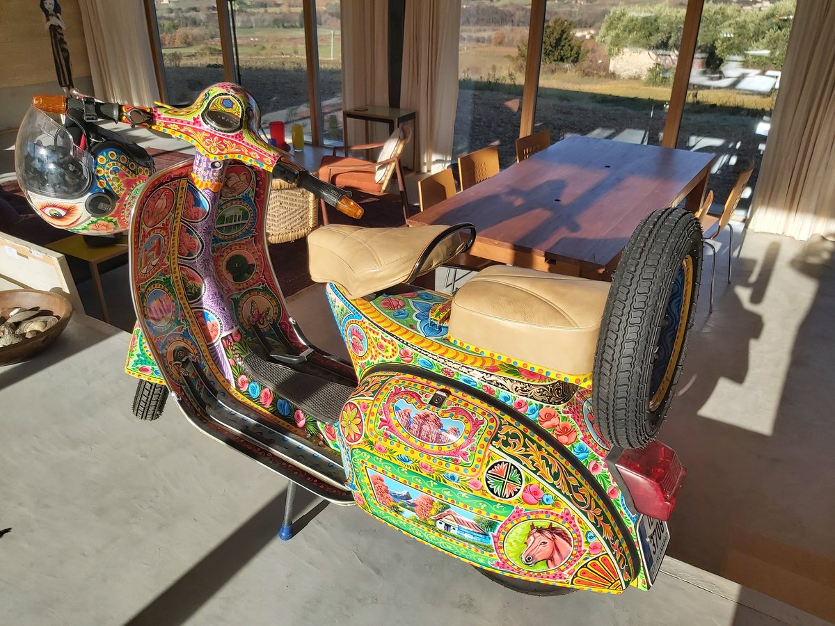 Remember the truck art Vespa from #Pakistan? it found a new place in my living room. Has already many admirers, most photographed item in our household 🤣🤣 @ImranKhanPTI @GermanyinPAK @GERinPAK4youth