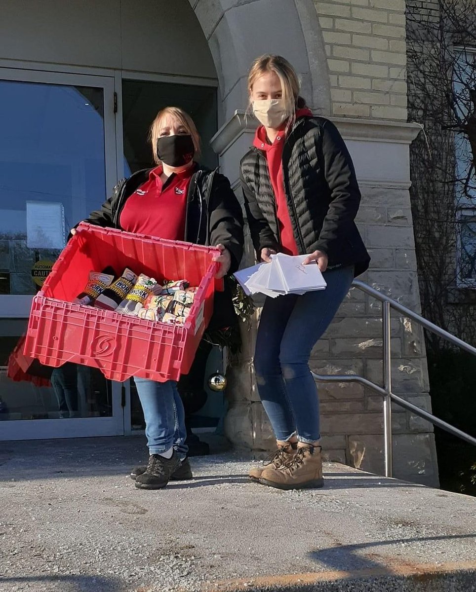 Peavey Mart tweet media