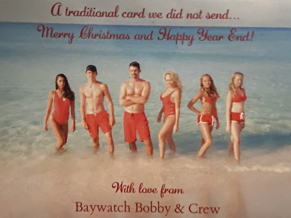 MabryGracie's tweet image. Other family Christmas Cards vs my family’s Christmas card