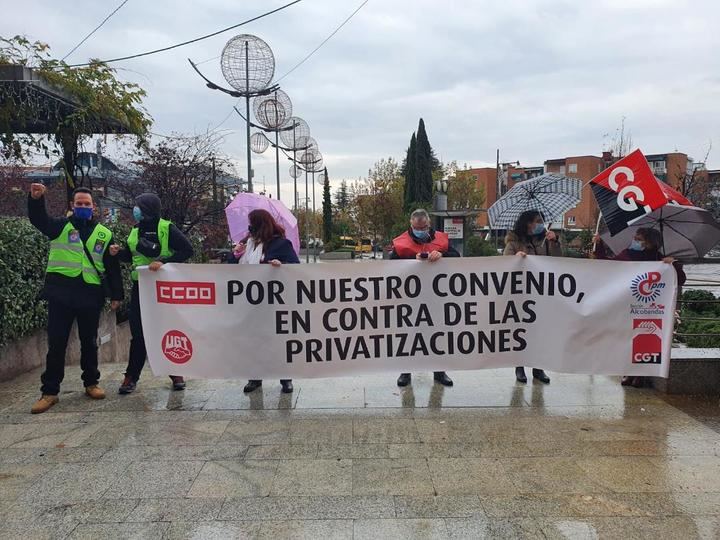 PPAlcobendas's tweet photo. 🔴🟠El Gobierno de izquierdas de PSOE y Ciudadanos en #Alcobendas dinamita la paz social, y pone en pie de guerra a los sindicatos municipales

• Incumplen  el convenio colectivo aprobado el 25 de junio de 2020

Sigue leyendo el hilo 👇 https://t.co/eNAnGBueLk