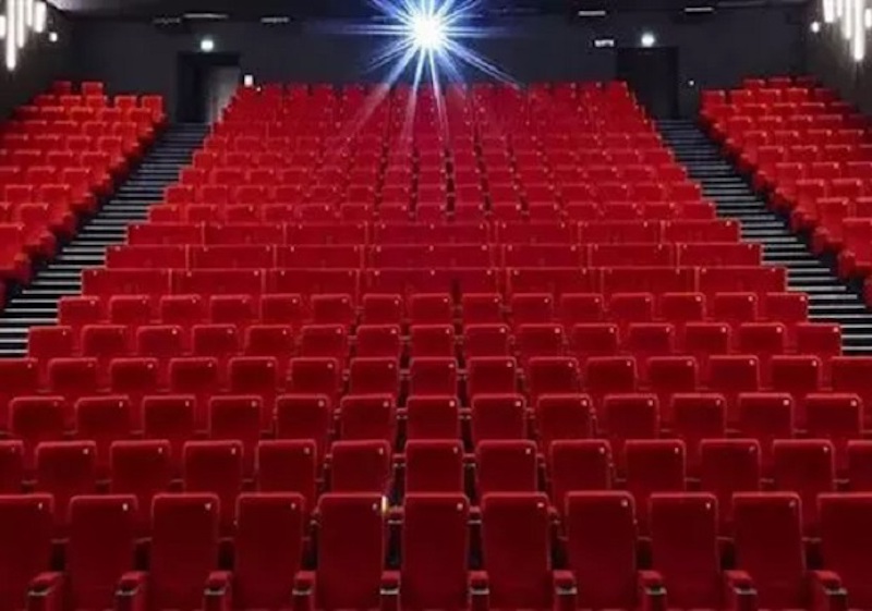 OtrosCines's tweet photo. Marcha atrás: Los cines en Argentina no podrán reabrir hasta por lo menos febrero próximo 
👇
https://t.co/V2VEQvkic1 https://t.co/giKyrGP98A