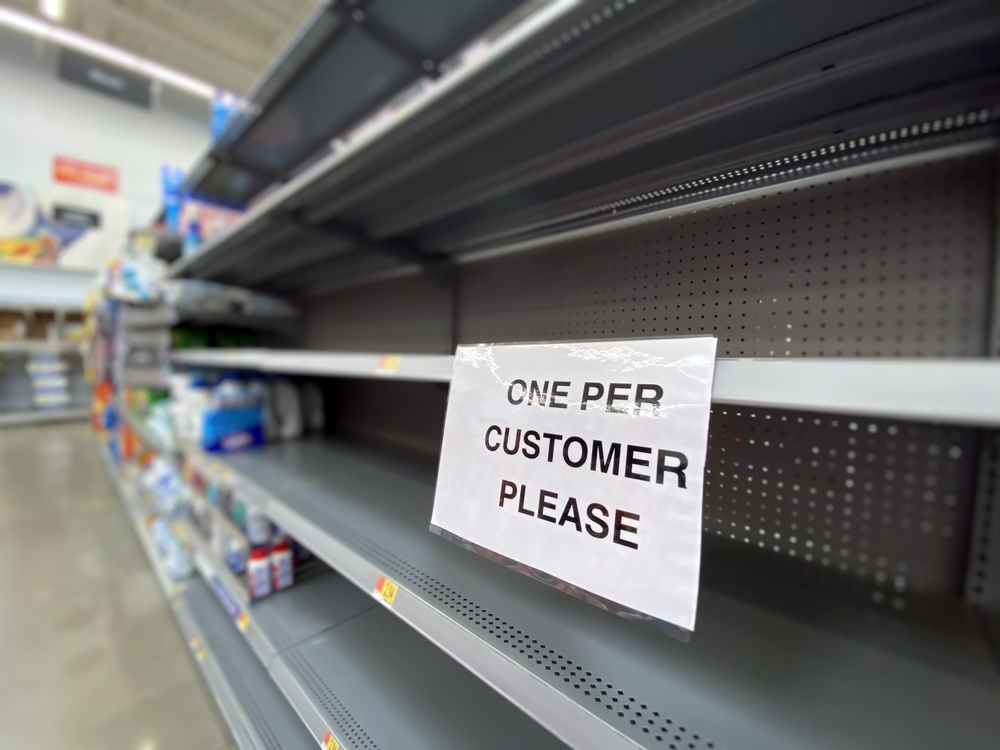 SCManufacturers's tweet photo. Remember when toilet paper was nowhere to be found? Thanks to the #essentialworkers at companies like @KCCorp for working hard to restock our shelves with paper products and other necessities during the #COVID19 pandemic. #scmanufacturing https://t.co/sarsqO661b