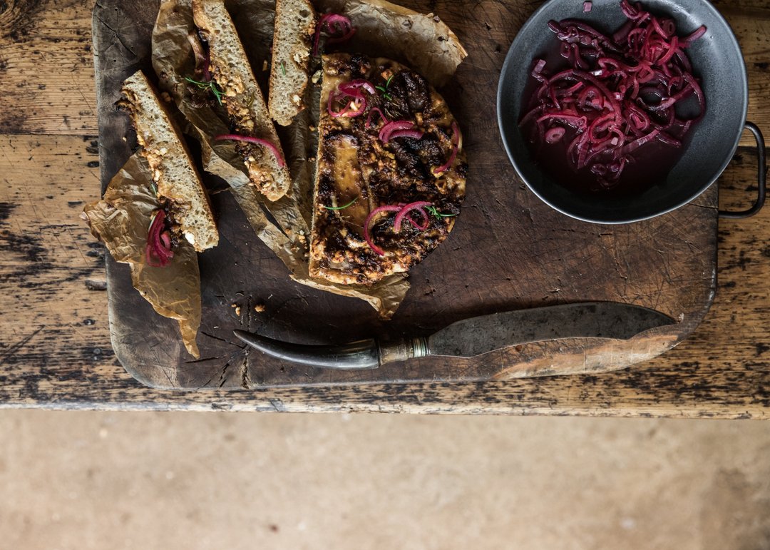 SourdoughSchool's tweet image. VITAMIN B5 (PANTOTHENIC ACID)

Along with the other B-vitamins, vitamin b5 plays an important synergistic role in energy metabolism, acting as a coenzyme factor to produce energy from carbohydrates and other macronutrients from the food that we eat. The health benefits of vitamin