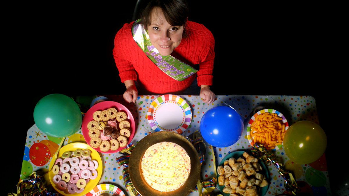 filskittheatre's tweet photo. Huge thanks to Joe Wicks for letting us use @thebodycoach workout in Margot's Magical Winter Wonder Party (for when the puppet does her crunches in isolation!)
Inspired by 2020, our digital show @Pegatweet puts the year's missed events into one mega party! https://t.co/3c9CdxYxON https://t.co/mstYAPpWW5