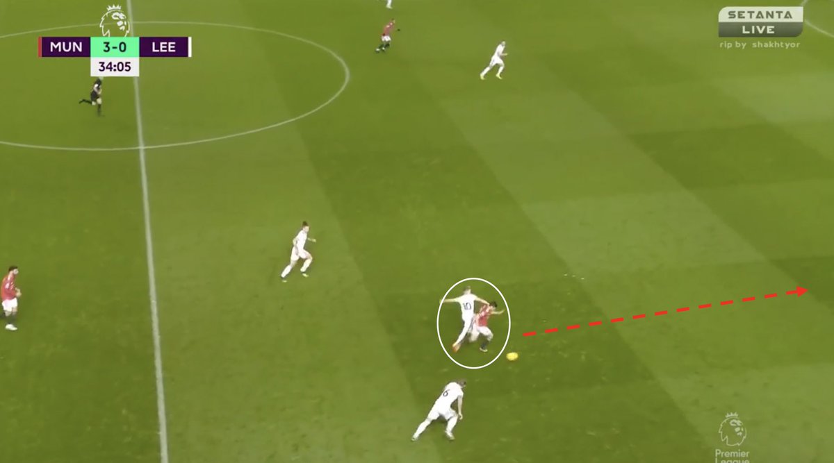 7. Work-rate. James and Rashford interchanged multiple times — but in both flanks James tracked back well and doubled up. This allowed MUN to defend crosses much better and maintain their compactness.His runs also allowed MUN to transition quicker.