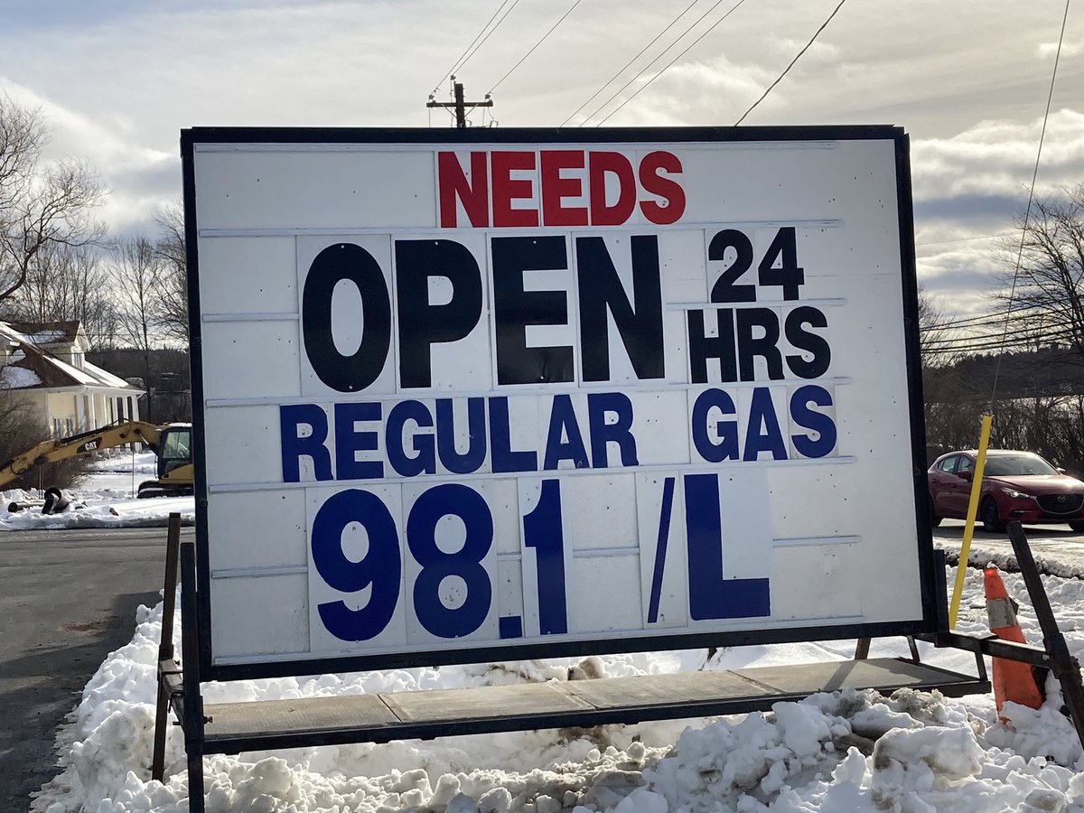 ReprtrPatHealey's tweet photo. The new @sobeys #FastFuel n Needs convenience store opened on the weekend in #FallRiverNS. I filled up w gas after Lions Christmas Express deliveries Sunday afternoon. The car wash n A&W will open at a later date. https://t.co/EyYTZxe53F