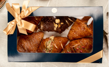 Today is the first official day of winter and we are treating ourselves! Have you tried our new Japanese bakery @HazukidoCanada famous croissants? What’s your favourite flavour? 

#FirstDayOfWinter #WinterSolstice #Hazukido
