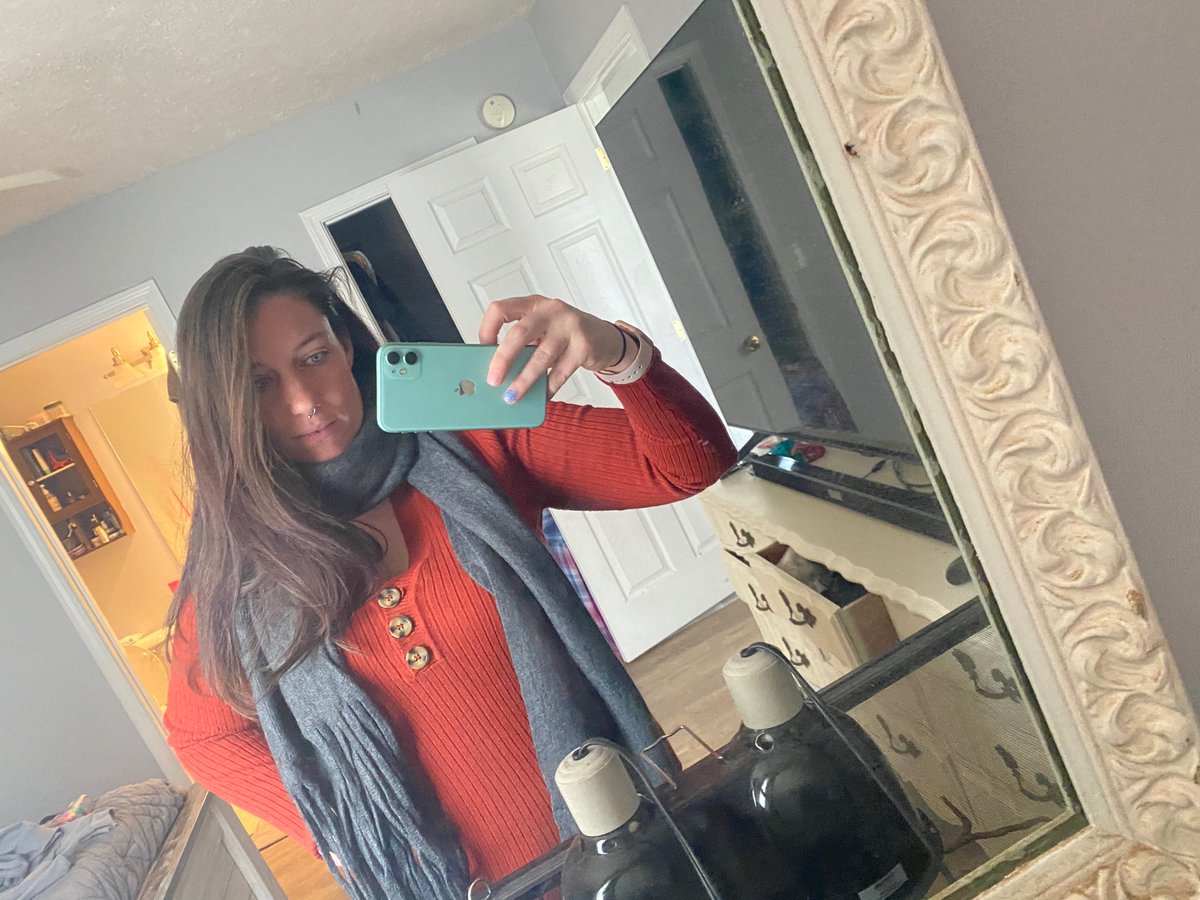 pinkkflowers121's tweet image. I love my #lucky scarf from #fabfitfunbox #Influencer