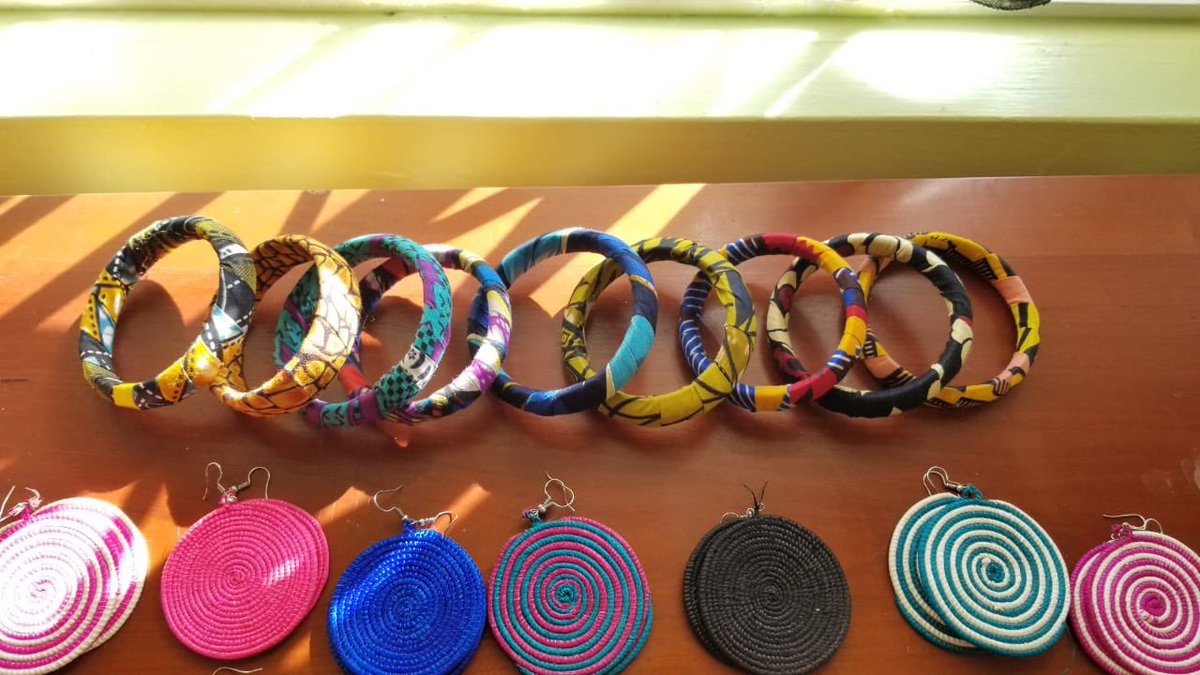 RingsbyRod's tweet photo. Happy Holidays!✨I hope you are staying safe and happy during this season! Rings by Rod would like to let you know that we have a new batch of products all the way from Rwanda. Including a new earrings of all shapes and styles as well as new cloth bracelets. https://t.co/gnJhQtcXVS