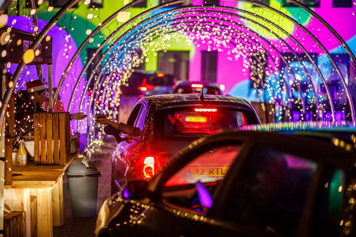 ⭐️😍 WAT EEN WEEK 😍⭐️

Dank aan alle opdrachtgevers die samen met ons naar mogelijkheden bleven kijken. 

Een sfeerimpressie van onze Christmas Drives. Een mooie route vol activiteiten, entertainment en hapjes &amp; drankjes. Allemaal vanuit de auto.

#eventbranche #EventCreators