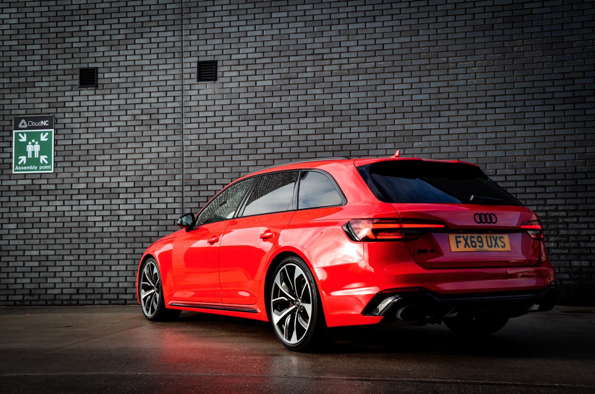 saxtonsofficial's tweet photo. We love a #FastEstate here at #Saxton4x4! 🔥 This #MisanoRed #AudiRS4 is now available for £58,500. Features include 20 Inch Wheels, a #PanoramicSunroof, #VirtualCockpit with heaps of onboard #Tech plus much more! View the full listing here: https://t.co/d6YCiwVFuJ https://t.co/8b3jMZ4gux