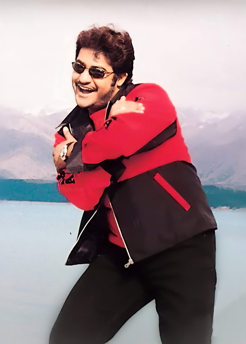 NTRTheStalwart's tweet image. Here's the HD pic of @tarak9999 ⚡❤️

#KomaramBheemNTR #Subbu