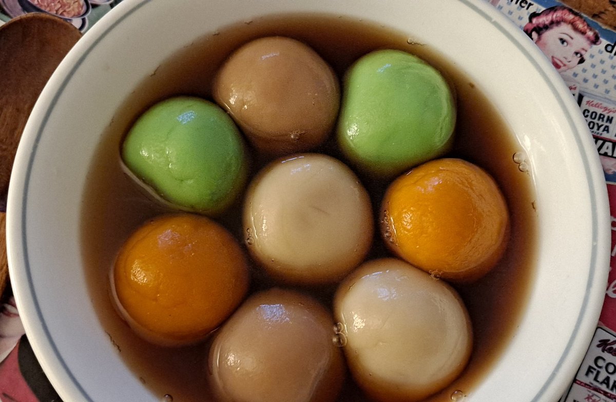 mamatanrecipes's tweet photo. Happy Solstice Folks "祝大家冬至快乐"。🙏🌈💕 https://t.co/Yl53K3Wu57