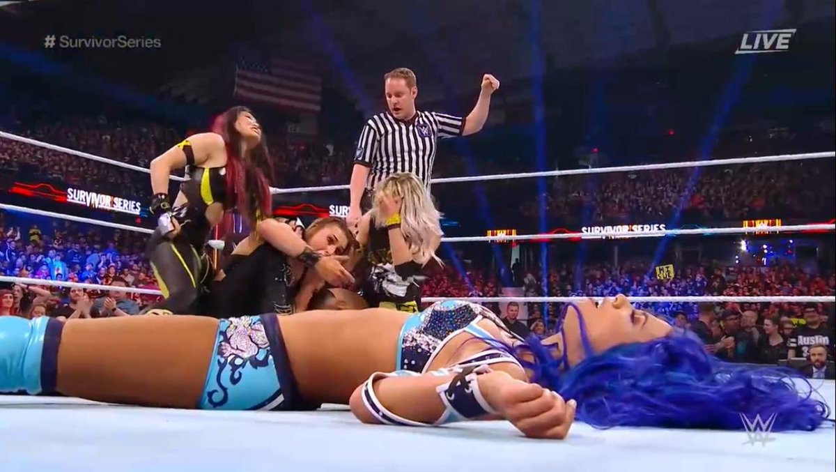 46 - Team Smackdown vs Team NXT vs Team Raw [Survivor Series] [24/11/2019]1/4