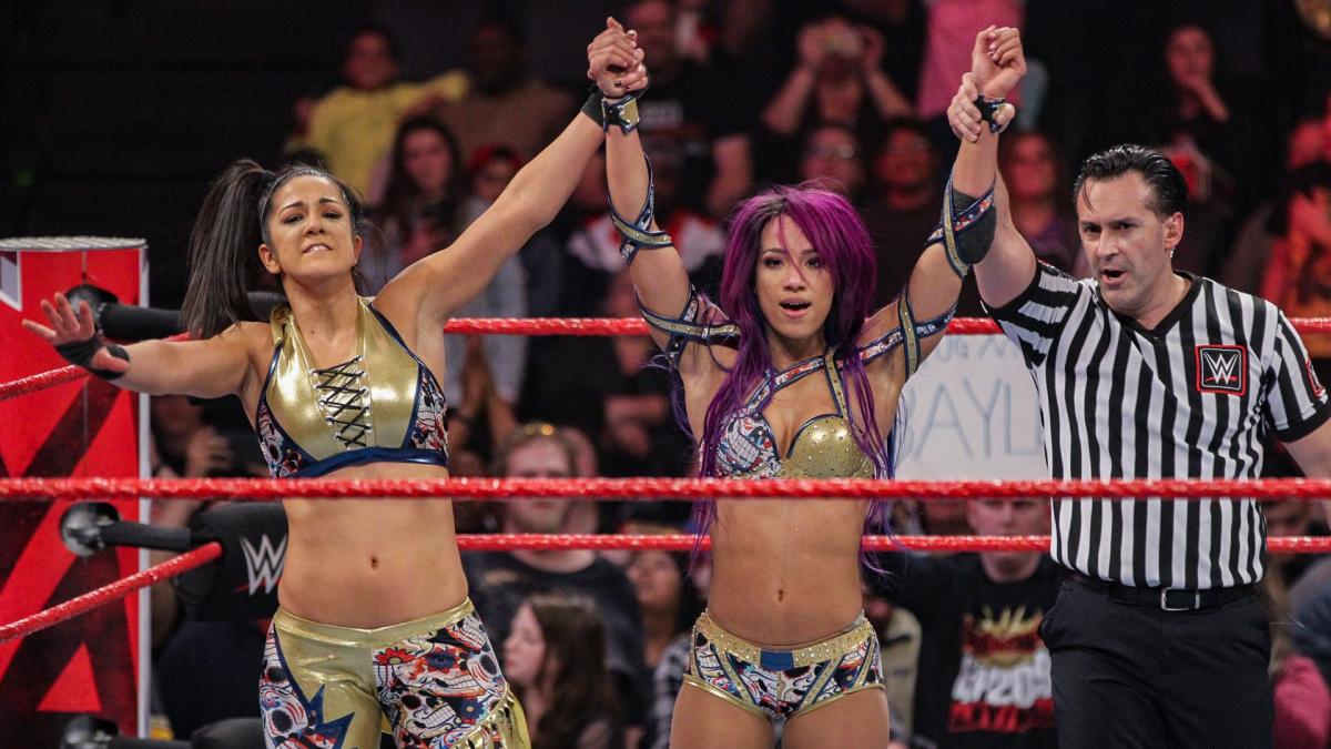41 - Sasha Banks & Bayley vs Ronda Rousey & Natalya [Raw] [21/01/2019]1/2
