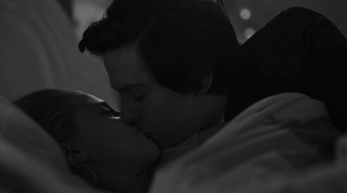 best of bughead (@bugheadsfile) on Twitter photo 