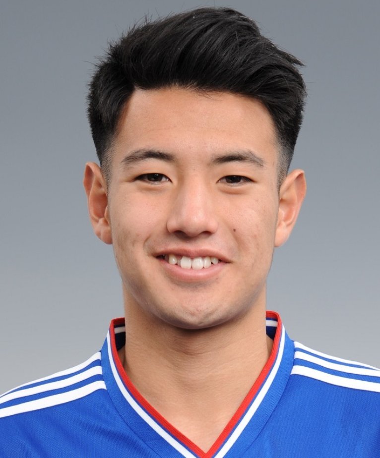 Eitaro Matsuda (2001)De retour de prêt de JL3, le milieu excentré a fini la saison avec Yokohama F. Marinos.Malgré son temps de jeu limité (525'), il a su l'optimiser pour générer la différence sur son couloir par le dribble et la passe, lui permettant d'être décisif (4)