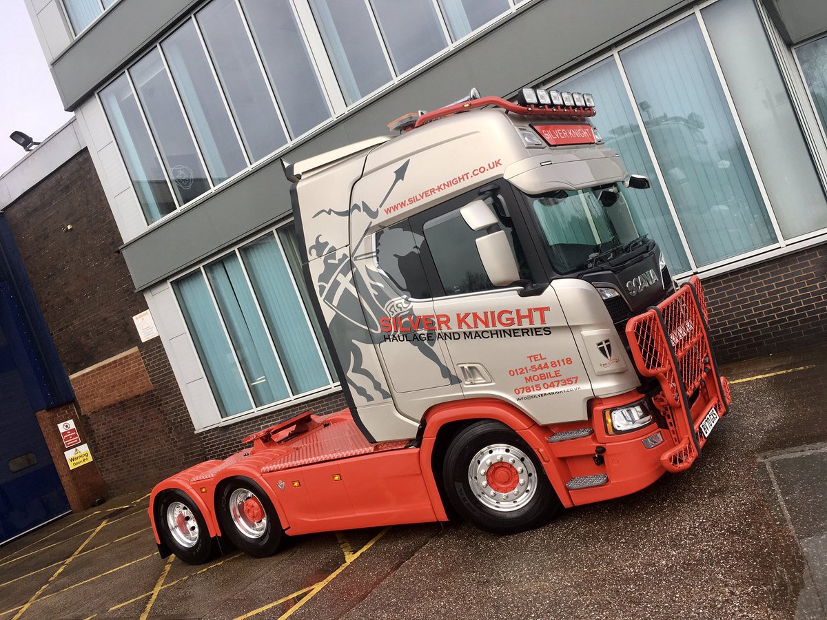 TonyBiddlestone's tweet photo. Last one of the year....not much more to say, it’s talks for itself #wedontdoboring #youcanhavethebest #suppliedbykeltruck #theonlywayisdutch #scania #V8 #keltruck @keltruck @ScaniaGroup @ScaniaUK @KelsaTrucks @TruckmaxL @Baileyltd1 @MattWarren8 @SBComponents @tyretracks_ltd https://t.co/cJAKFhB1cm