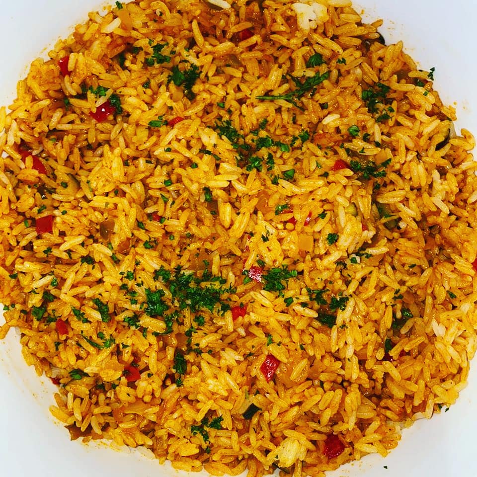 Chefshivambu's tweet photo. Infused table is taking Xmas lunch orders for those around Gauteng we can deliver Midrand, Centurion and Pretoria other areas pick up is available. Orders must be confirmed before the 23rd of December COB.#infusions #infusedtable #fortheloveofit  #tastethelove #Xmasmenu https://t.co/nCscaD1nj2