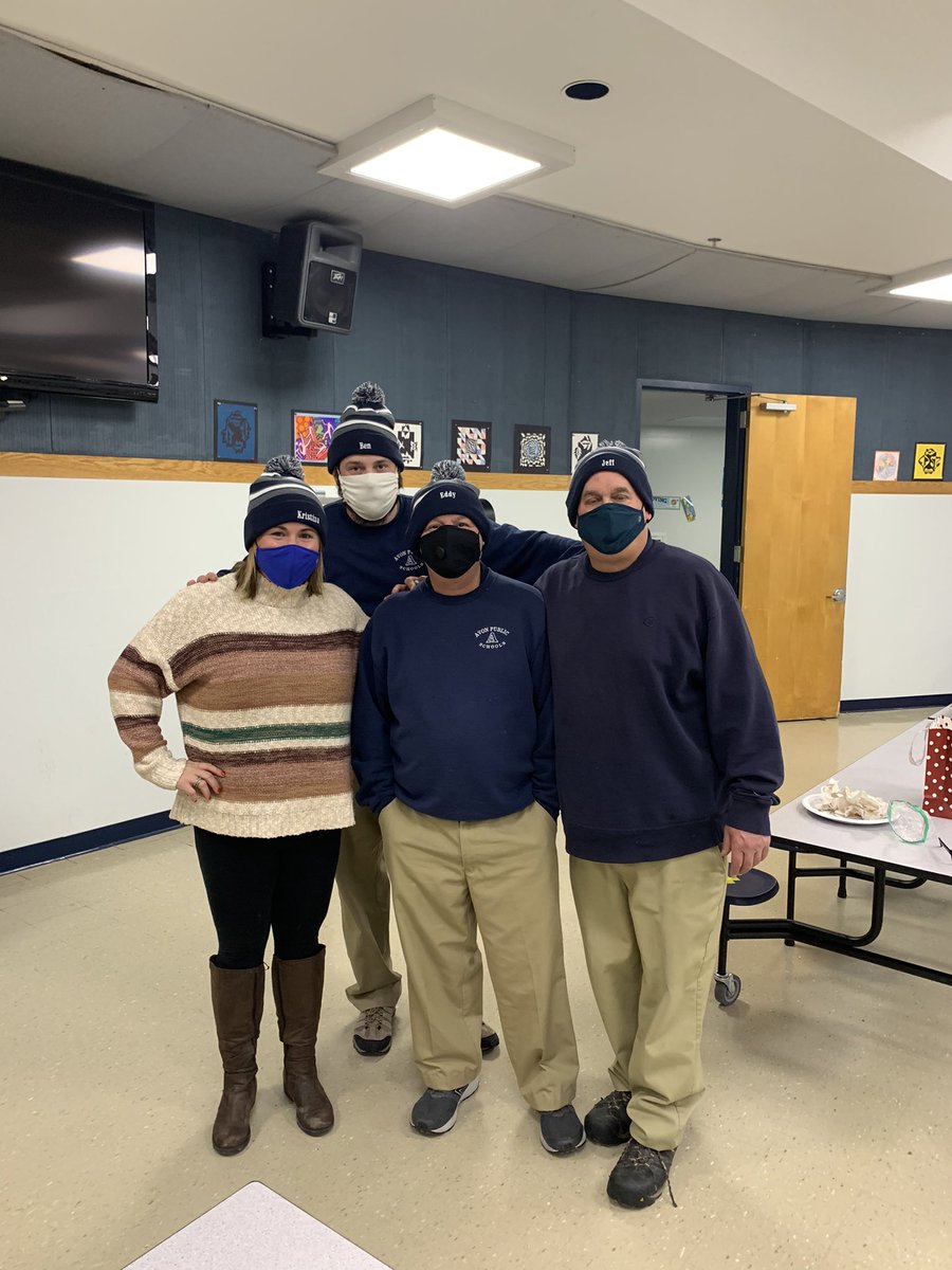 Ms. Wallace tweet media