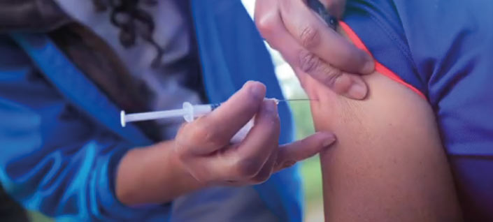 MinSaludCol's tweet photo. #Noticia 💉   En febrero llegará a Colombia primer lote de la vacuna de COVID-19. 

ℹ️ https://t.co/2CStMp9T7c https://t.co/AiuzYACG8r