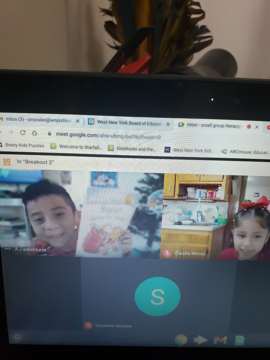 Ms.Stephanie Morales 🌎📚♥️👩‍🎨 tweet media