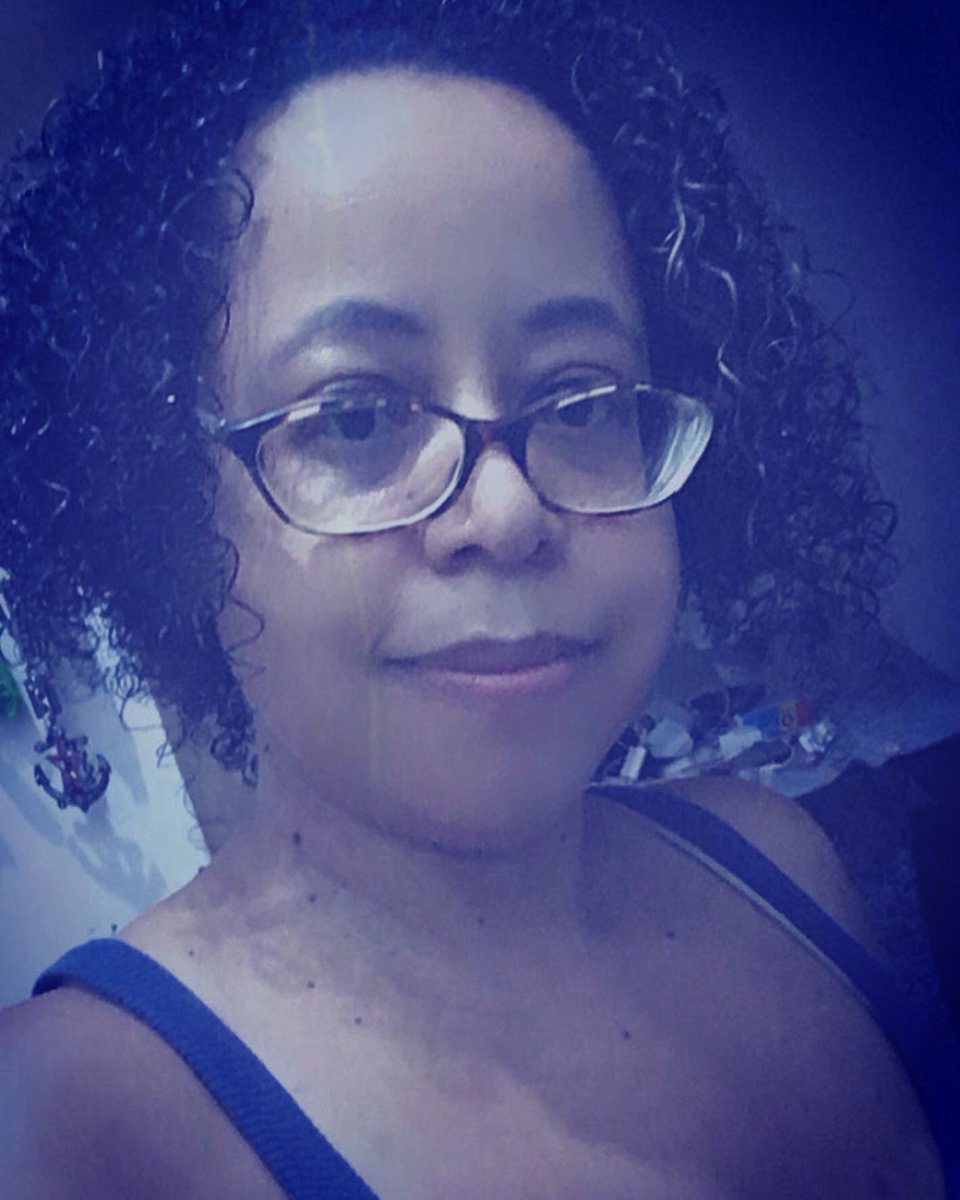 LucianaCla_LUZ's tweet image. Eu, depois da vacina... entre a que transforma em jacaré, e a outra que muda o DNA, bora na que tem melhor custo-benefício!

#vemnimim #vemvacina #stormproject #ororofeelings