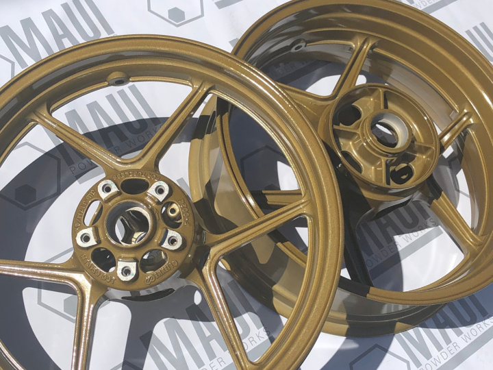 MauiPowderWorks's tweet photo. Uhh, because...Gold. 😎 #andcruise #mauipowderworks https://t.co/Cnge1JcTO8