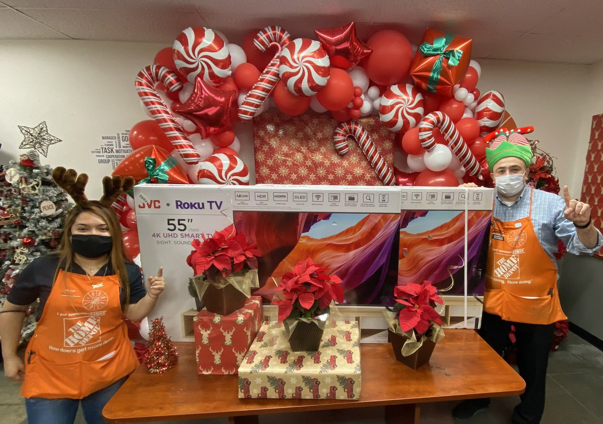 6855Home's tweet photo. Congratulations!!  to our specialty team at 6855 for doing an outstanding job during this specialty competition.   Happy Holidays. @DallasDearthTHD  @Georgekarnoub  @D223_HD https://t.co/qNCImeIC2U