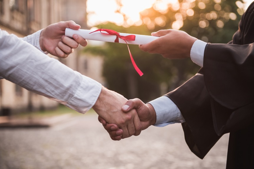 Programa_PymeUC's tweet photo. Formaliza tus aprendizajes de los cursos Gestión de empresas Pyme o Planificación y Gestión estratégica para Pymes, con el Certificado de Aprobación UC. Podrás solicitarlo en cualquier momento luego de aprobar el curso. Escríbenos a pymeuc@uc.cl.

#pymeuc #UC #cursos #Certificado https://t.co/sR01B9zi30