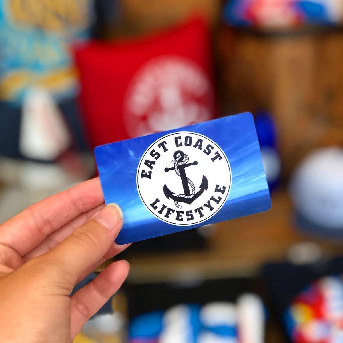 EASTCOASTLIFEST's tweet image. E-Gift cards are available online &amp;amp; are instantly activated! RETWEET to be entered to win a $50 gift card! 🚨 eastcoastlifestyle.com/products/gift-… 

Our Halifax Flagship store, Mic Mac Mall store &amp;amp; Pseudio stores also stocked &amp;amp; open everyday until Christmas Eve! ⚓️🎄 #SupportLocal #EastCoast