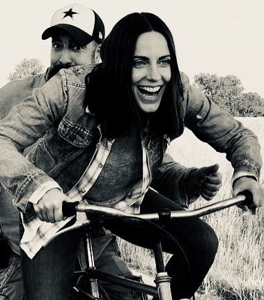 how antje traue looks in real life; a thread because i love her