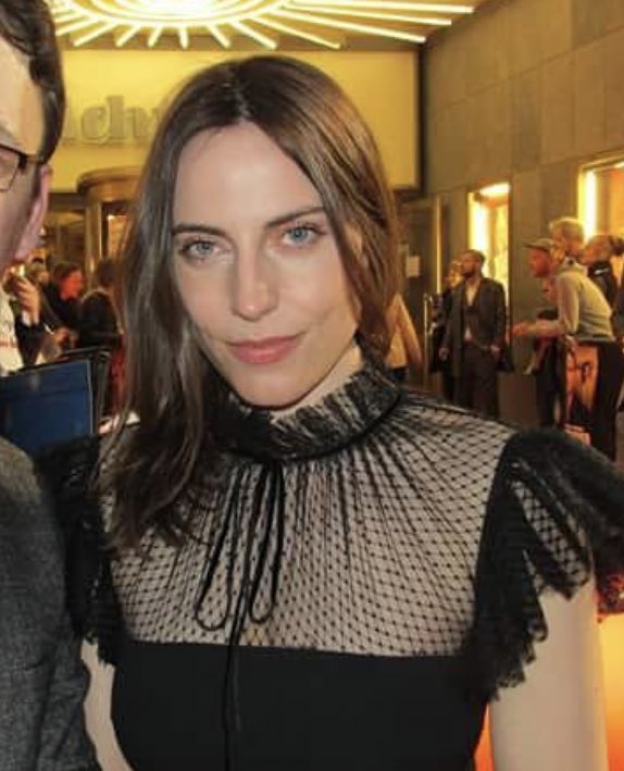 how antje traue looks in real life; a thread because i love her