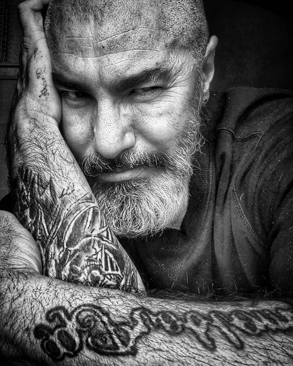 fabiolizzi_1970's tweet photo. La creatività è il nostro mezzo più potente
#beard #beardfashion #beardswag #beardbrothers #beardking #beardstyles #beardmodel #beardlifestyle #beardseason #beardselfie #beardofinstagram #beardforlife #beardlovers #beardguy #beardiful #beardiesofinstagram #beardandtattoos #tattoo https://t.co/Rj9mcTTO1D