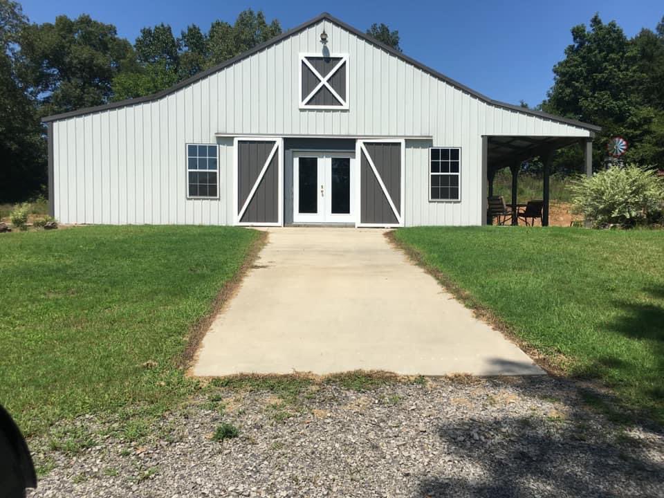 BuildingsShop's tweet photo. Thinking of a more efficient and cost effective way to build a house?
Contact us to plan to plan out your dream home!
469-744-8223 or DM 
#frame #polebarn #metalbuilding #construction #homebuilding https://t.co/uoD8EDvIPb