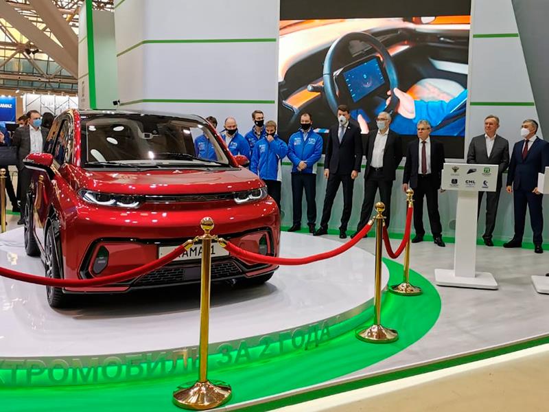 MotorNewsSu's tweet photo. «КамАЗ» выпустит коммерческий электромобиль на базе маленького хетчбэк
Читать: https://t.co/wUgzcn3lHl

#&amp;#171;КамАЗ&amp;#187; #выпустит #коммерческий https://t.co/EaLZOgk6iG