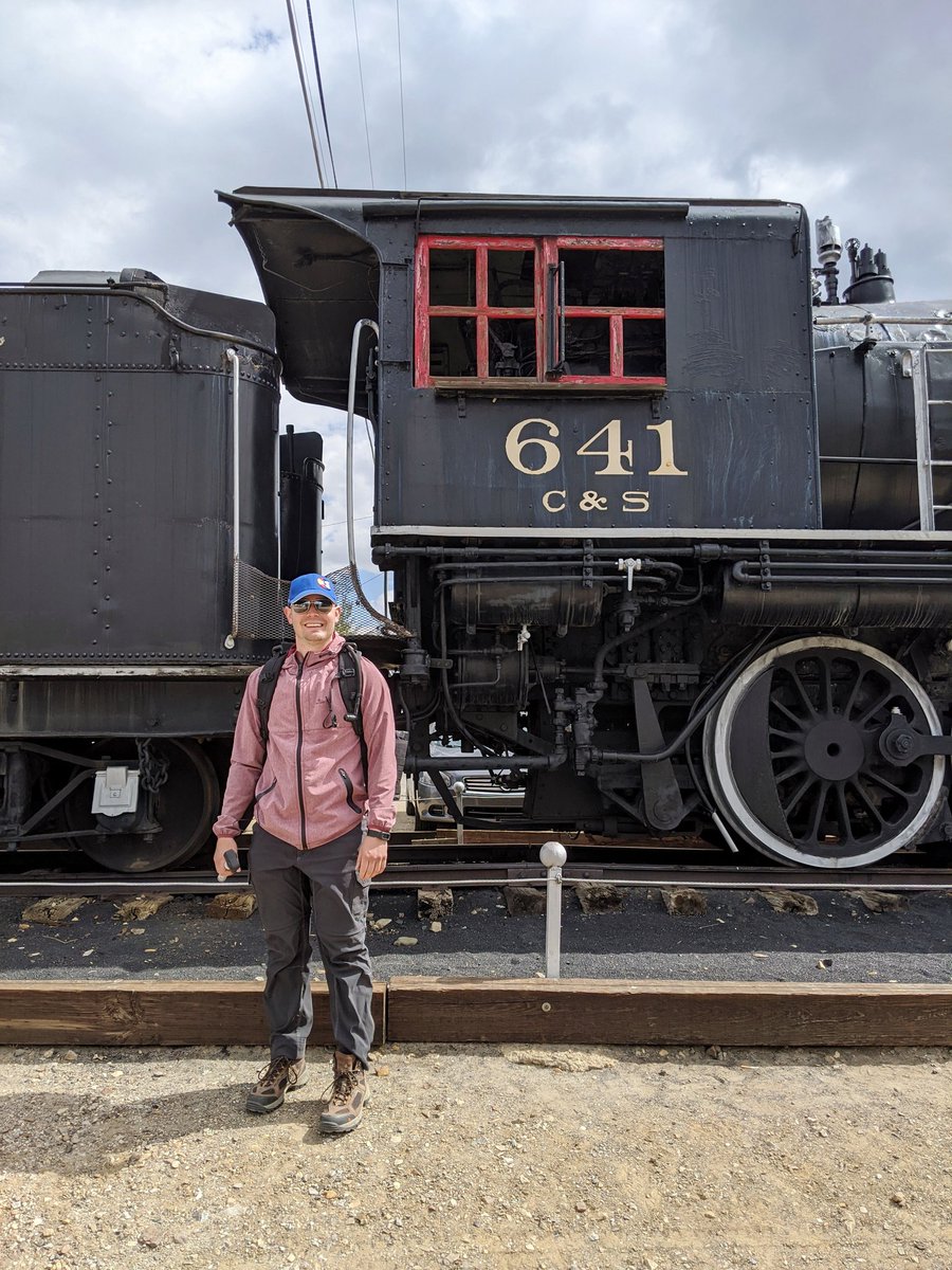 AdamSweetser's tweet photo. On day three of our camping adventure we found a #train!
Watch our latest #vlog
https://t.co/i1vSSDwten
#colorado #ColoradoLife #Fall #denver #GoPro #mountains #Leadvilletrain #viewsfordays #trains https://t.co/xMpU6yRF7J https://t.co/Cjrd6l0KZj