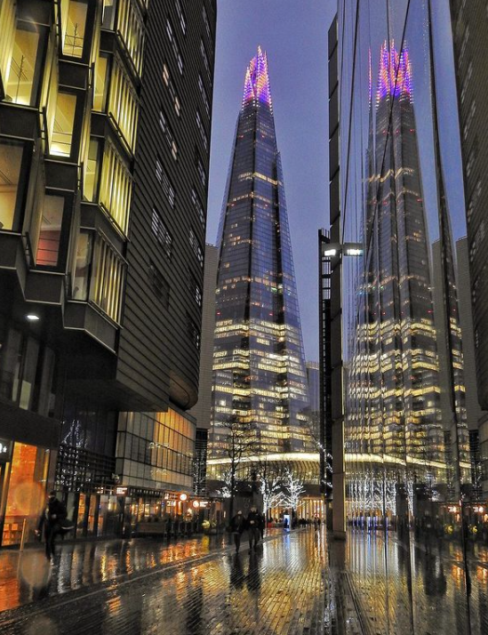 TheShardLondon's tweet photo. A few of the #ShardLights2020 photography competition entries so far. Be in with a chance of winning an overnight stay for two @shangrilahotels London by replying to this tweet with #ShardLights2020 and your image of the display. T&amp;Cs at: https://t.co/xaePYpxn5s Good luck! https://t.co/42Mc4Taosx