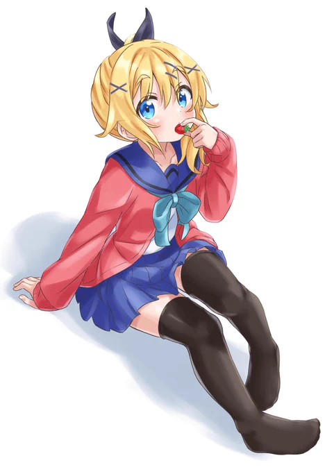 いちごを頬張るはゆにリベンジしてみました!右が前回描いたもの、左が今回描いたものです!#おちこぼれフルーツタルト#貫井はゆ 