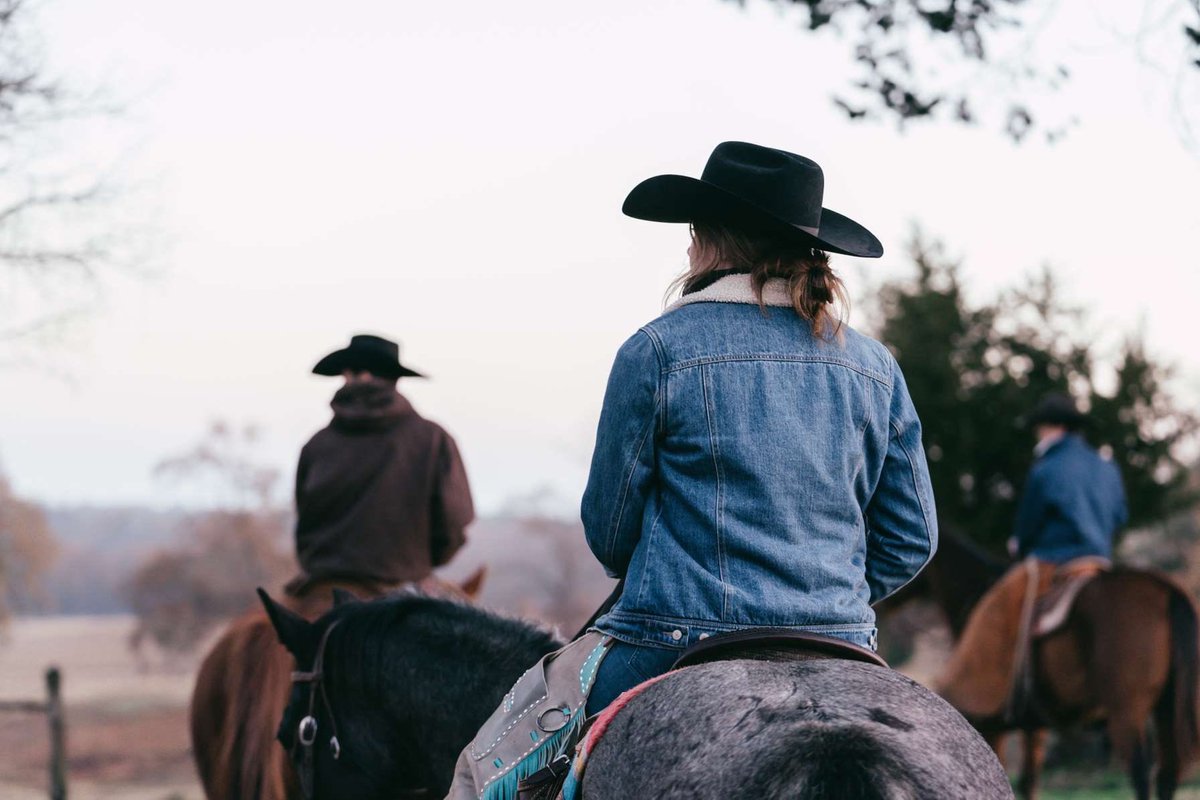 5centcattleco's tweet photo. “Worth every early morning, every long haul, and every drip of sweat.” - Unkown
📸: Ventana Media
#5centcattleco #TX5centcattleco #jwbrookscustomhats #impactgelsaddlepads #impactgel #texas #texasagriculturematters #texasfarmsandranches #cowboy #cowgirl #longlivecowboys https://t.co/xS6SF4CPG5