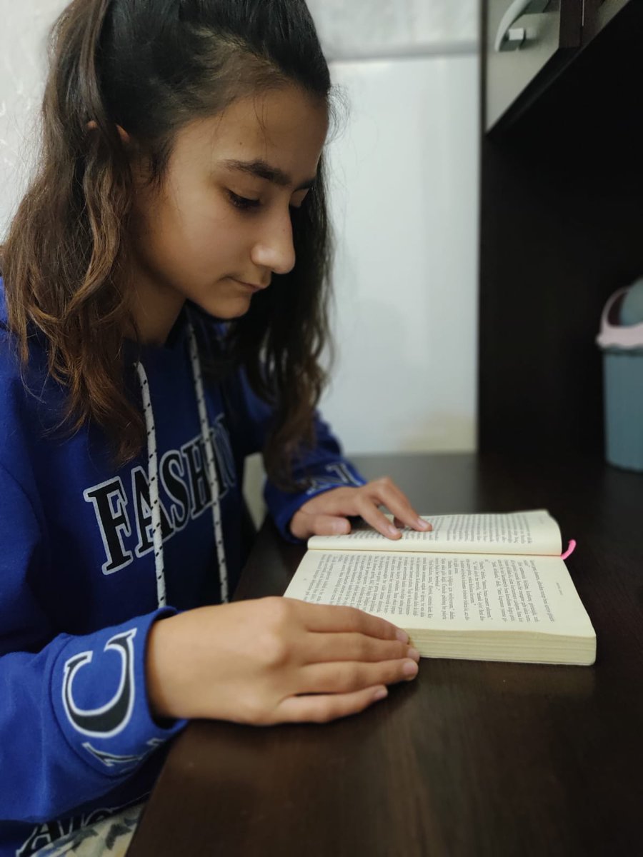 İnsanları anlamak için daima okuyacağız. #benokuyorumgaziantepokuyor 
<a href="/ziyaselcuk/">Ziya Selçuk</a> 
<a href="/gul_davut/">Davut GÜL</a> 
<a href="/yasintepe/">Yasin TEPE</a>