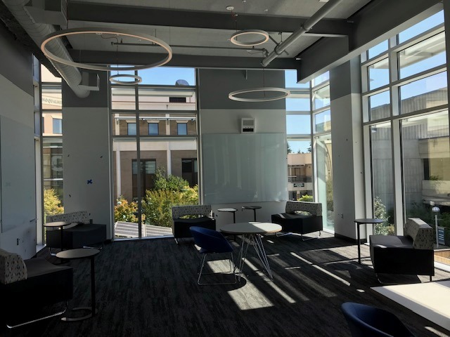 WaStateDES's tweet photo. This new #STEM building for @EdmondsCollege has earned Gold LEED certification! This certification verifies the building was both designed and built sustainably. 🌲
#EdmondsCollege #WA #EdmondsWA https://t.co/tN7u0UsFhz