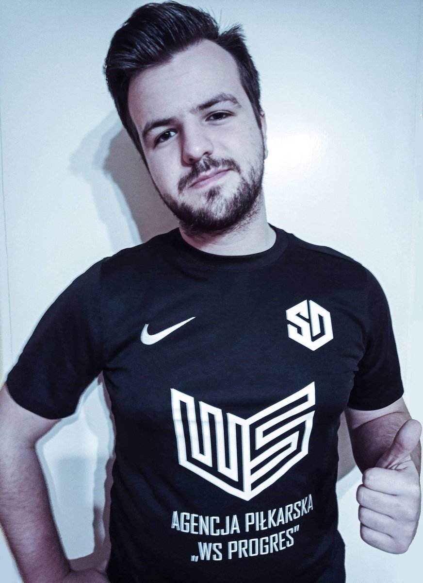 ws7pl's tweet photo. ⚽️🔥 Przedstawiamy Państwu @PiotrekP98, naszego nowego współpracownika, który będzie odpowiadał za promocję agencji w social mediach. Więcej szczegółów znajdziecie na naszym profilu na Instagramie ‼️⤵️
https://t.co/uAOXdCmnum
#agencja #piłkarska #wsprogres #socialmedia https://t.co/iqVtyDJ3QA