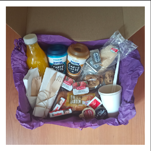 BerenjenitaB's tweet photo. En #BerenjenitaBox disponemos de desayunos o meriendas dobles e individuales.... SIN GLUTEN! Además, incluye ese mensaje para hacerlo aún más personal. https://t.co/J4ezQEeec6